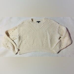 ✨Kendall & Kylie 100% Acrylic Sweater✨